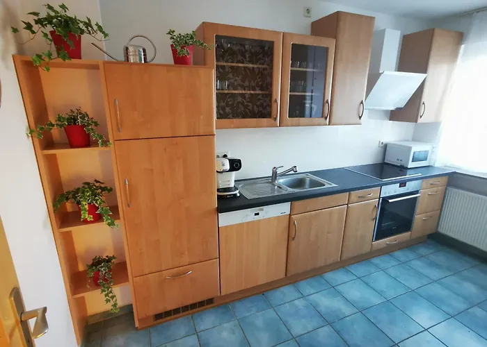 Koblenzliebe Mosel Ferienwohnung 3-Zimmer Balkon Parking